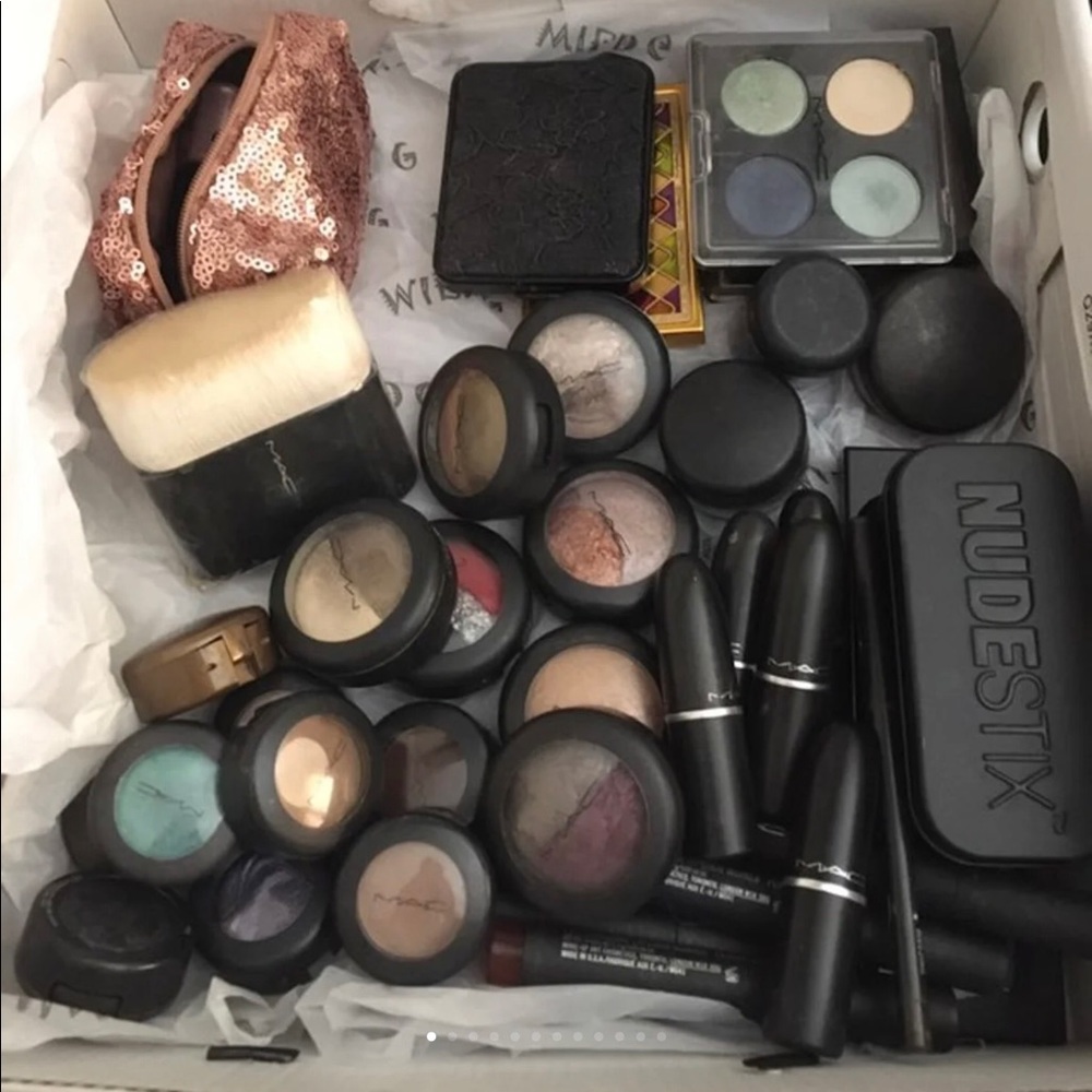 !!!! HOLD FOR TRADE W/ @sns_b MAC Makeup Asst